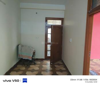 Bedroom Image of 900 Sq.ft 2 BHK Builder Floor for rent in Nijampur Malhaur Lucknow for Rs. 10000