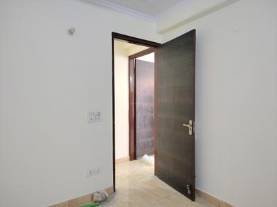 Bedroom Image of 800 Sq.ft 2 BHK Apartment / Flat for sale in Chhattarpur New Delhi for Rs. 5800000