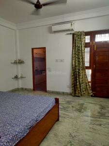Bedroom Image of 1500 Sq.ft 2 BHK Builder Floor for rent in Gomti Nagar Lucknow for Rs. 34000