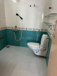 Bathroom Image of 2500 Sq.ft 4 BHK Villa for rent in Sholinganallur Chennai for Rs. 52000