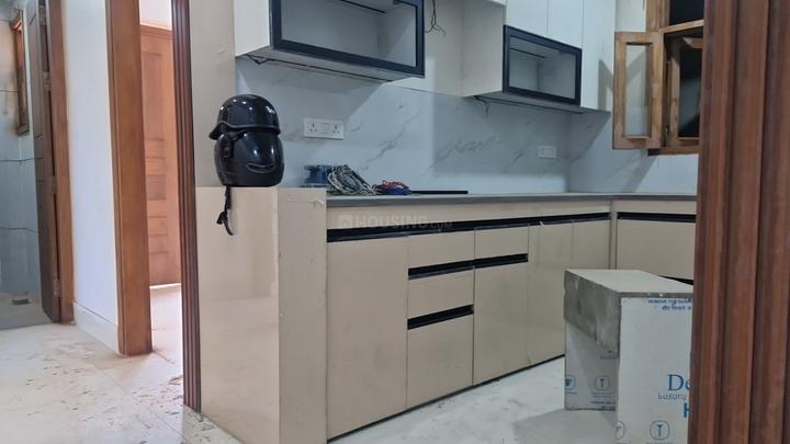 PRIME FLOOR Main Image 1