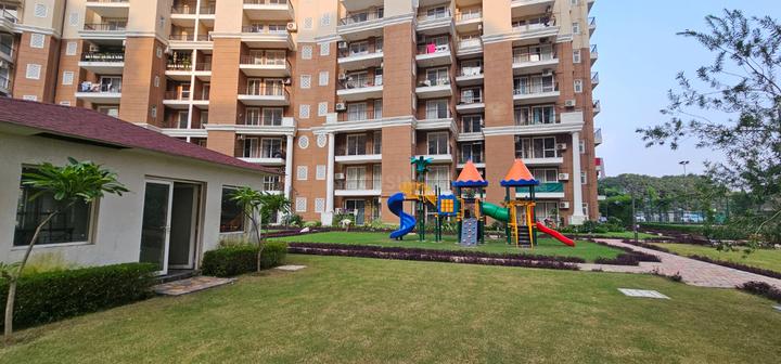 Ambika Florence Park Main Image 1