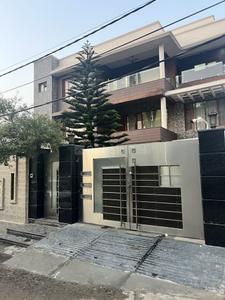 Image of 3585 Sq.ft 4 BHK Builder Floor for rent in Guru Amardas Avenue, Amritsar for Rs. 30000