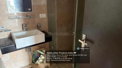 Bathroom Image of 2050 Sq.ft 3 BHK Apartment / Flat for rent in Prateek Edifice, Sector 107 Noida for Rs. 90000