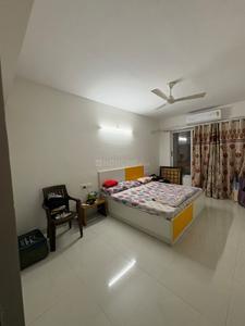 Bedroom Image of 2000 Sq.ft 4 BHK Apartment / Flat for rent in Shekhar Maple Woods, Nipania Indore for Rs. 50000
