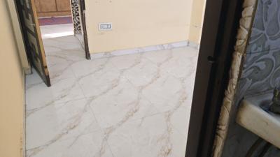 Bedroom Image of 600 Sq.ft 2 BHK Builder Floor for rent in Mayur Vihar Phase 1 New Delhi for Rs. 13500