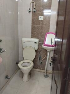 Bathroom Image of 450 Sq.ft 1 BHK Independent House for rent in Vaishali Ghaziabad for Rs. 16000