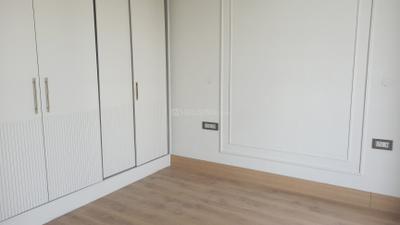 Bedroom Image of 4500 Sq.ft 5 BHK Builder Floor for sale in DLF The Grove, DLF Phase 5 Gurgaon for Rs. 140000000