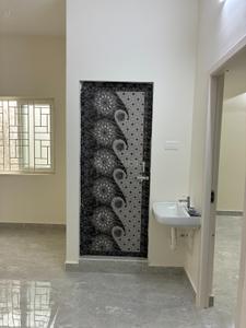 Bathroom Image of 600 Sq.ft 2 BHK Independent House for rent in Vandalur Chennai for Rs. 20000