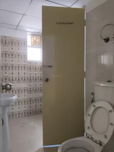 Common Bathroom Image of 1175 Sq.ft 3 BHK Apartment / Flat for sale in Gaurs 14th Avenue, Noida Extension Greater Noida for Rs. 9851000