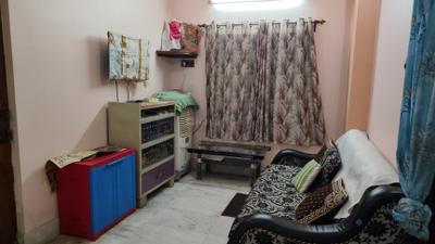 Living Room Image of 870 Sq.ft 2 BHK Apartment / Flat for sale in Airport Gate No. 3 Kolkata for Rs. 3500000