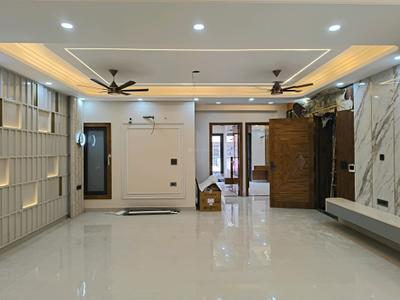 Living Room Image of 2400 Sq.ft 4 BHK Builder Floor for sale in Vaishali Ghaziabad for Rs. 35000000