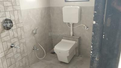 Bathroom Image of 500 Sq.ft 1 BHK Builder Floor for rent in Upper Kharadi Pune for Rs. 21000