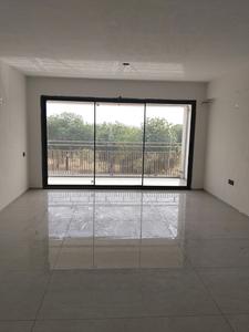 Living Room Image of 2500 Sq.ft 4 BHK Apartment / Flat for rent in Safal Seventy, Iscon Ambli Road Ahmedabad for Rs. 250000