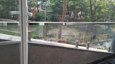 Bedroom Image of 850 Sq.ft 2 BHK Builder Floor for sale in Vikaspuri New Delhi for Rs. 14500000