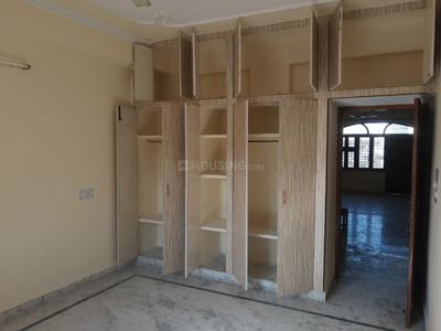 Bedroom Image of 1800 Sq.ft 3 BHK Independent House for rent in Sector 10A Gurgaon for Rs. 32000