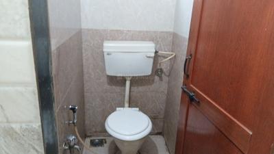 Bathroom Image of 650 Sq.ft 1 BHK Apartment / Flat for sale in Ghansoli Navi Mumbai for Rs. 7200000