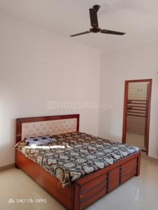 Bedroom Image of 1200 Sq.ft 2 BHK Builder Floor for rent in Sahastradhara Road Dehradun for Rs. 22000