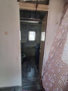 Bathroom Image of 758 Sq.ft 2 BHK Apartment / Flat for rent in Jivrajpark Ahmedabad for Rs. 18000