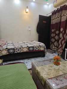 Bedroom Image of 700 Sq.ft 2 BHK Apartment / Flat for sale in Khanpur New Delhi for Rs. 3650000