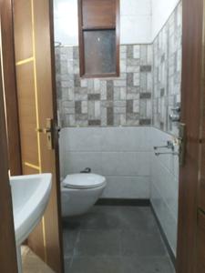 Common Bathroom Image of 900 Sq.ft 3 BHK Builder Floor for sale in Hari Nagar New Delhi for Rs. 11500000
