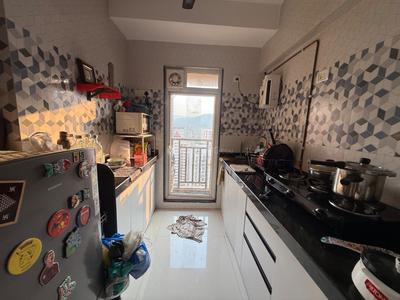 Kitchen Image of 550 Sq.ft 1 BHK Apartment / Flat for rent in Kasarvadavali Thane for Rs. 26000