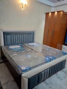 Bedroom Image of 1000 Sq.ft 2 BHK Builder Floor for sale in RWA Pragati Park Block H18 and L, Malviya Nagar New Delhi for Rs. 18600000