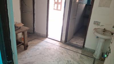 Living Room Image of 900 Sq.ft 2 BHK Independent House for rent in Karawal Nagar New Delhi for Rs. 7500
