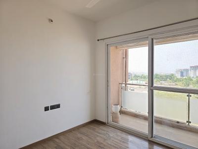 Bedroom Image of 1098 Sq.ft 2 BHK Apartment / Flat for rent in Kumar Periwinkle Wing B3, Kharadi Pune for Rs. 32000