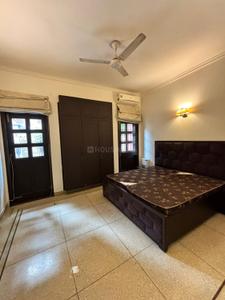 Bedroom Image of 2700 Sq.ft 6 BHK Independent House for rent in Naraina New Delhi for Rs. 200000