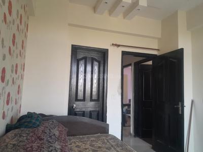 Bedroom Image of 1385 Sq.ft 3 BHK Apartment / Flat for sale in Prateek Laurel, Sector 120 Noida for Rs. 16500000