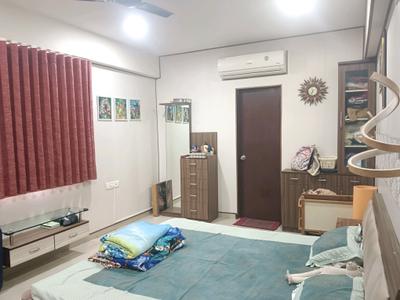 Bedroom Image of 1845 Sq.ft 3 BHK Apartment / Flat for sale in Aaryan Eminent, Chanakyapuri Ahmedabad for Rs. 15000000