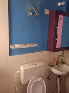 Bathroom Image of 750 Sq.ft 2 BHK Apartment / Flat for rent in Conscient Habitat 78, Sector 78 Faridabad for Rs. 17000
