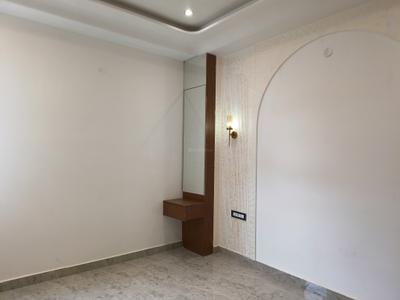 Bedroom Image of 1450 Sq.ft 3 BHK Builder Floor for sale in Kaushambi Ghaziabad for Rs. 16500000