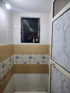 Common Bathroom Image of 700 Sq.ft 1 BHK Apartment / Flat for rent in Sahil Pride Residency Daffodil, Kasarvadavali Thane for Rs. 16444