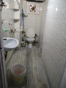 Bathroom Image of 150 Sq.ft 1 RK Independent House for rent in Santoshpur Kolkata for Rs. 14014