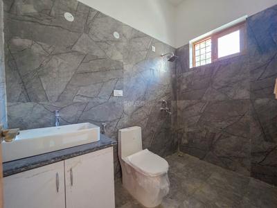 Bathroom Image of 3000 Sq.ft 4 BHK Independent House for sale in Kishanpur Dehradun for Rs. 22000000