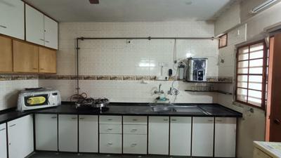 Kitchen Image of 1100 Sq.ft 2 BHK Apartment / Flat for rent in Race Course Vadodara for Rs. 20000