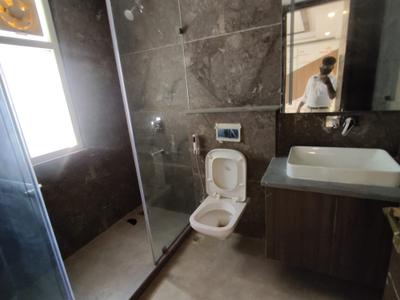 Bathroom Image of 2520 Sq.ft 3 BHK Builder Floor for sale in Sun City, Sector 54 Gurgaon for Rs. 33000000