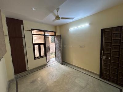 Hall Image of 760 Sq.ft 3 BHK Apartment / Flat for sale in Dwarka Mor New Delhi for Rs. 5100000