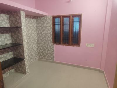 Bedroom Image of 650 Sq.ft 1 RK Independent House for rent in Kovilambakkam Chennai for Rs. 9000