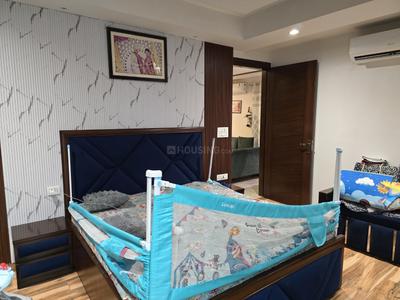 Bedroom Image of 1900 Sq.ft 3 BHK Builder Floor for sale in Tilak Nagar New Delhi for Rs. 30500000