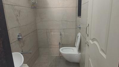 Bathroom Image of 600 Sq.ft 1 BHK Apartment / Flat for rent in Urban BKC Crown, Kurla West Mumbai for Rs. 70999