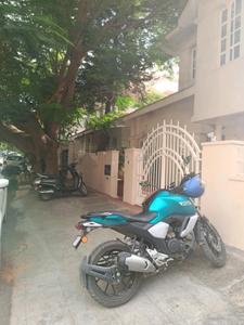 Car Garage Image of 3400 Sq.ft 5 BHK Independent House for sale in Kalyan Nagar Bengaluru for Rs. 88800000