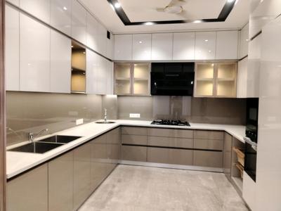 Kitchen Image of 1580 Sq.ft 3 BHK Builder Floor for rent in Smartworld Orchard, Sector 61 Gurgaon for Rs. 60000