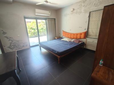 Bedroom Image of 7425 Sq.ft 5 BHK Villa for sale in Goyal Riviera Greens, Shantipura Ahmedabad for Rs. 145100000