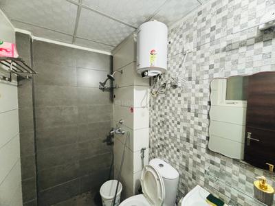 Image of 1080 Sq.ft 2 BHK Apartment / Flat for rent in Highland Park Luxuria, Bhabat, Zirakpur for Rs. 25500