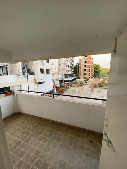 Silver Space Main Image 1