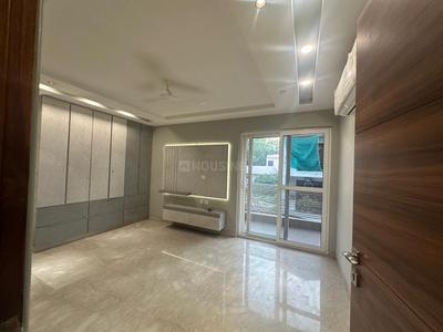 Bedroom Image of 1800 Sq.ft 3 BHK Builder Floor for sale in Rajouri Garden New Delhi for Rs. 36500000