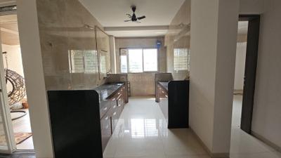 Kitchen Image of 1140 Sq.ft 2 BHK Apartment / Flat for rent in Kothrud Pune for Rs. 50000